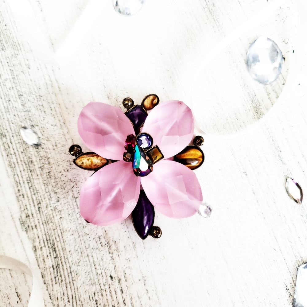 🌺Beautiful Sorrelli Pink Flower Brooch/Pin.